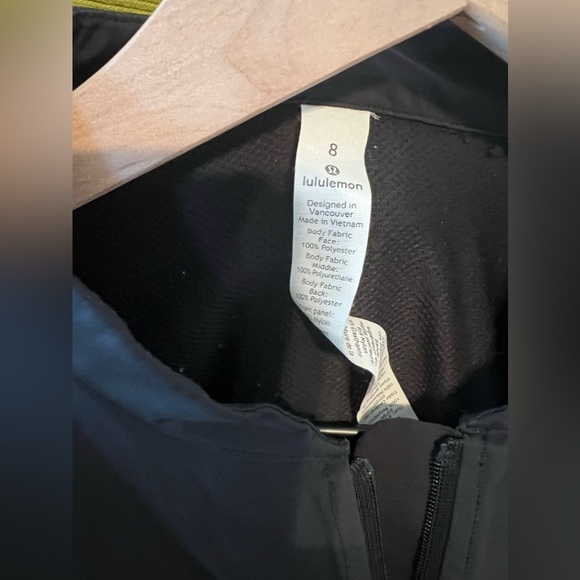 Lululemon Run On Jacket Size 8 - Picture 6 of 9